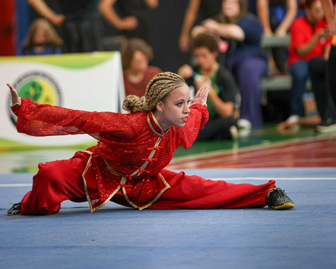 Jovem do Aprendiz do Futuro na Saneago é campeã brasileira de Kung Fu e se destaca dentro e fora dos tatames