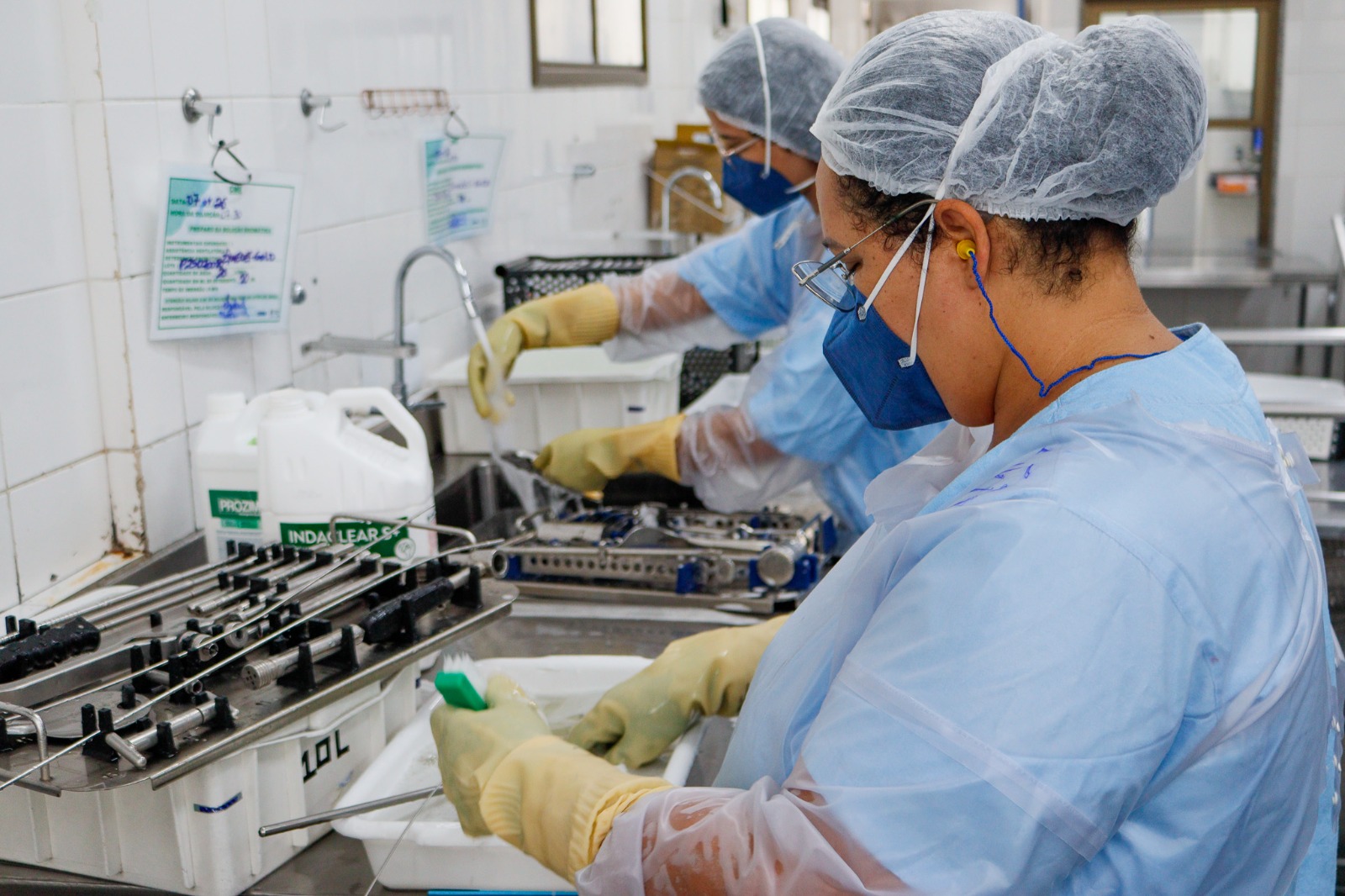 Crer reforça segurança do paciente com mais de 27 mil itens esterilizados por mês