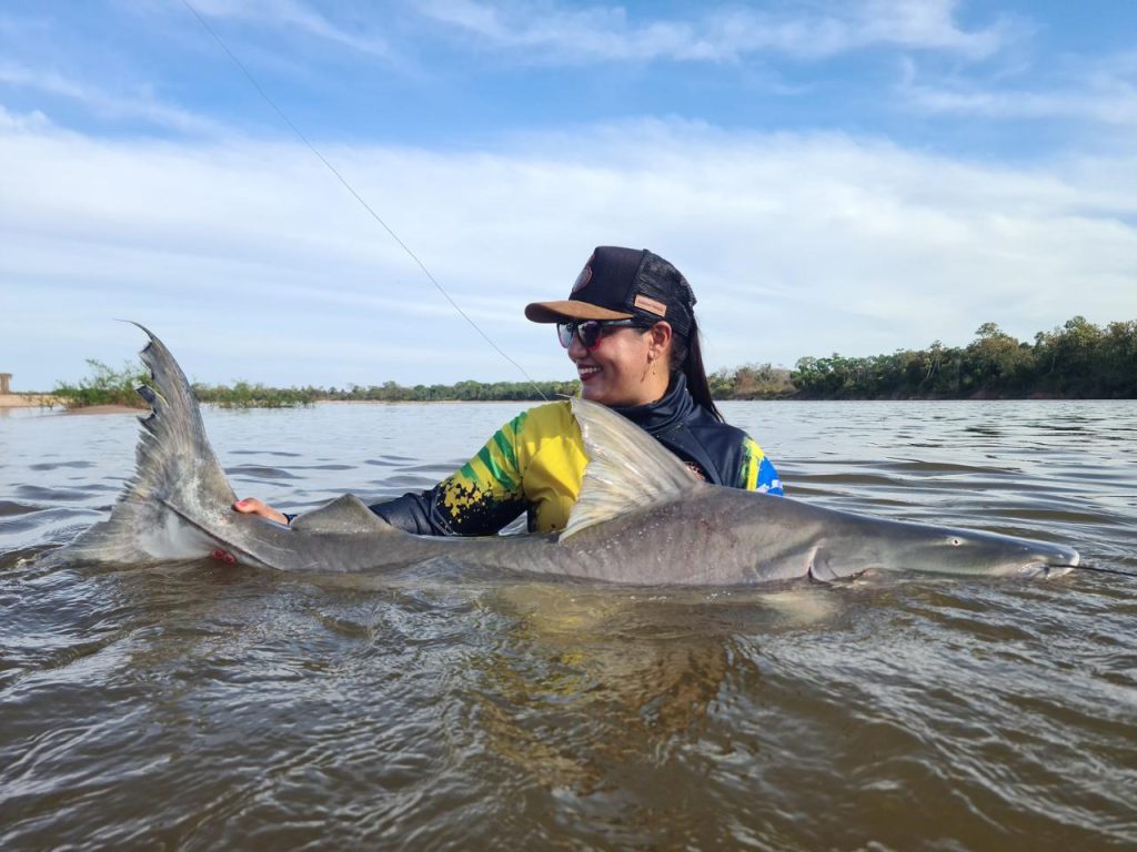Documentário 'Mulheres da pesca no Araguaia' estreia em Goiânia