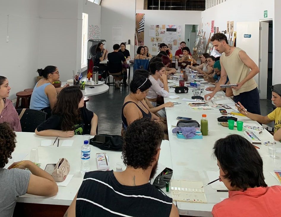 Oficina na Escola de Artes Visuais