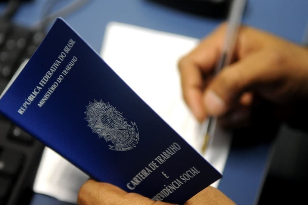 Vagas de emprego: Goiás registra 11.681 novas vagas com carteira assinada em março de 2026 (Foto: Secom)