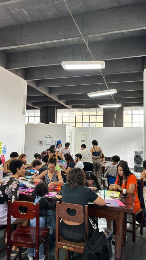 Escola de Artes Visuais divulga agenda de cursos e oficinas gratuitas de maio