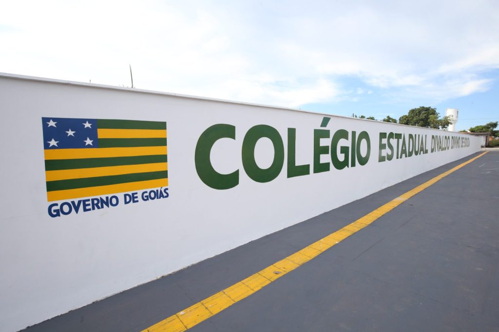 Colégio Estadual Divaldo Divino de Souza recebe nova sede em Aparecida de Goiânia