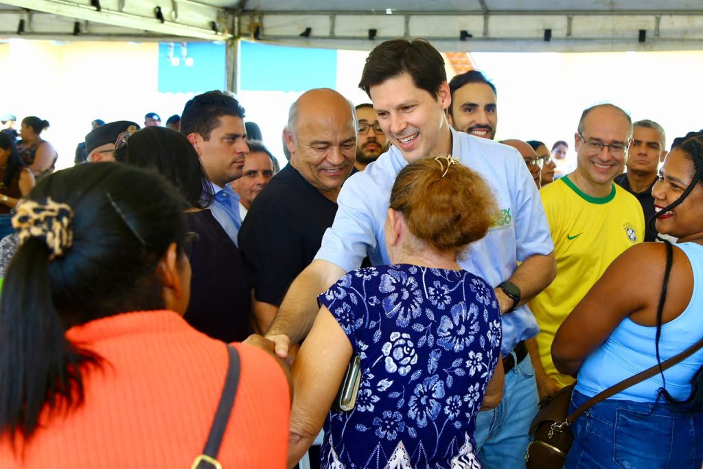 Daniel Vilela entrega casa a custo zero em Porangatu