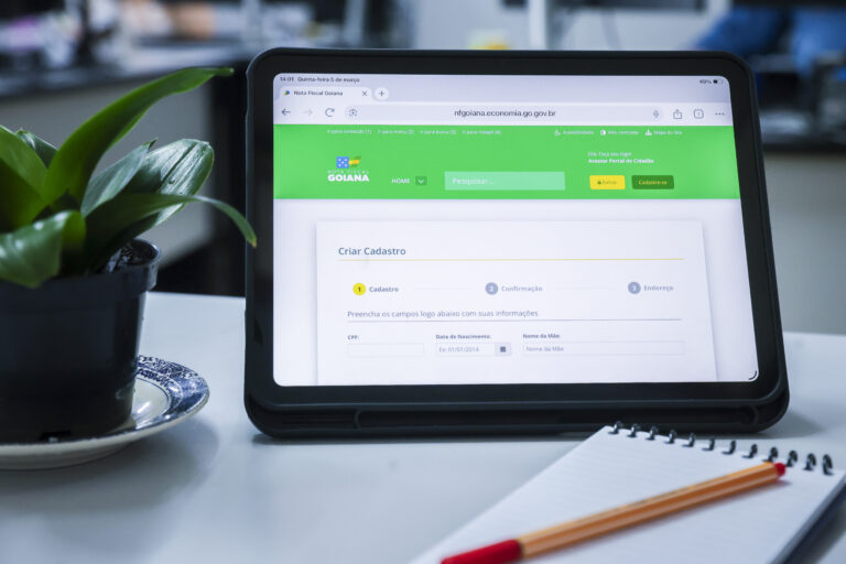 Prazo para participar do sorteio de junho da Nota Fiscal Goiana termina neste domingo - Tela de computador aberta na página da Nota Fiscal Goiana
