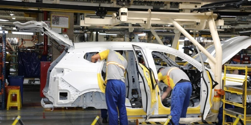 indústria automotiva