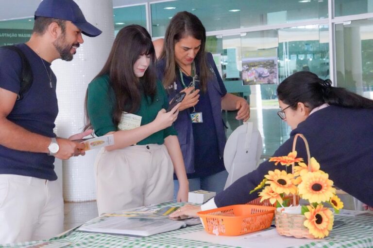 Saúde leva prevenção às doenças na Feira Agro Centro-Oeste Familiar