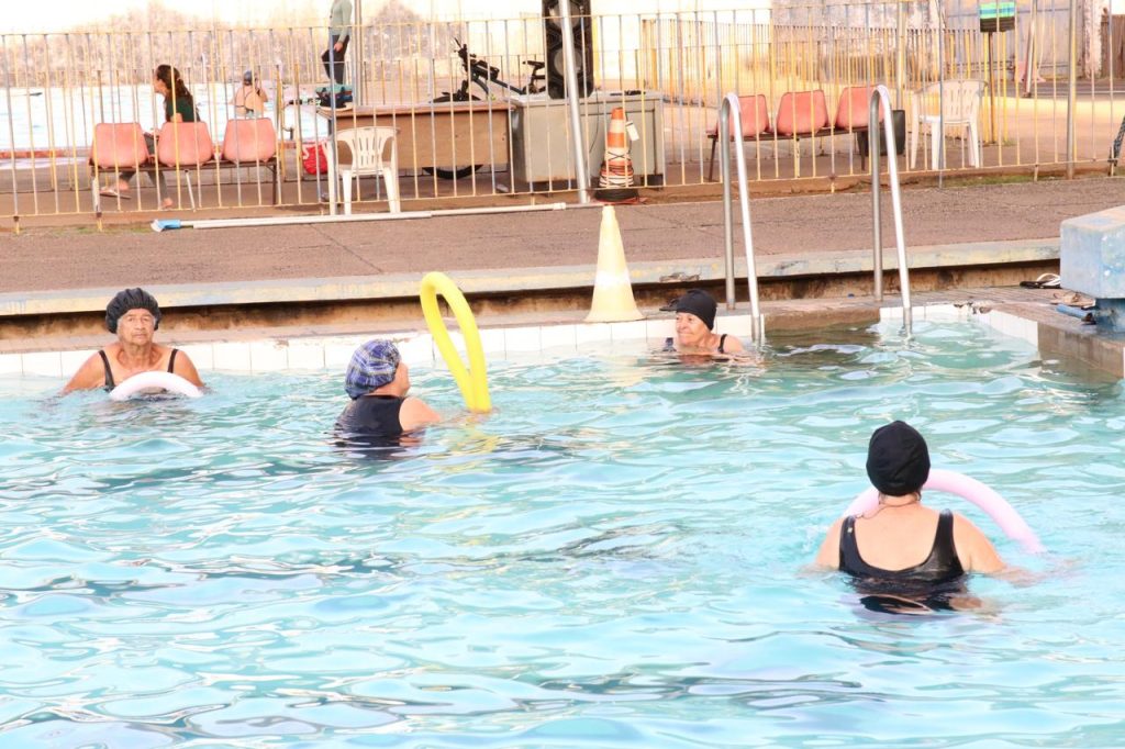 Piscinas da Praça de Esportes do Setor dos Funcionários são reformadas