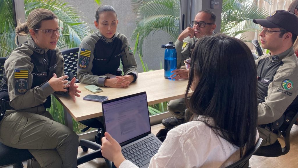 Encontro no Hub Goiás discute IA no combate à violência contra a mulher