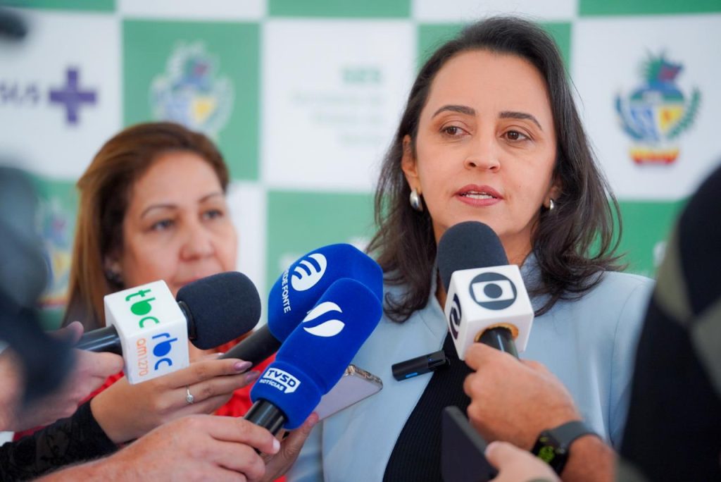 Saúde orienta municípios sobre riscos com calor extremo, baixa umidade e queimadas