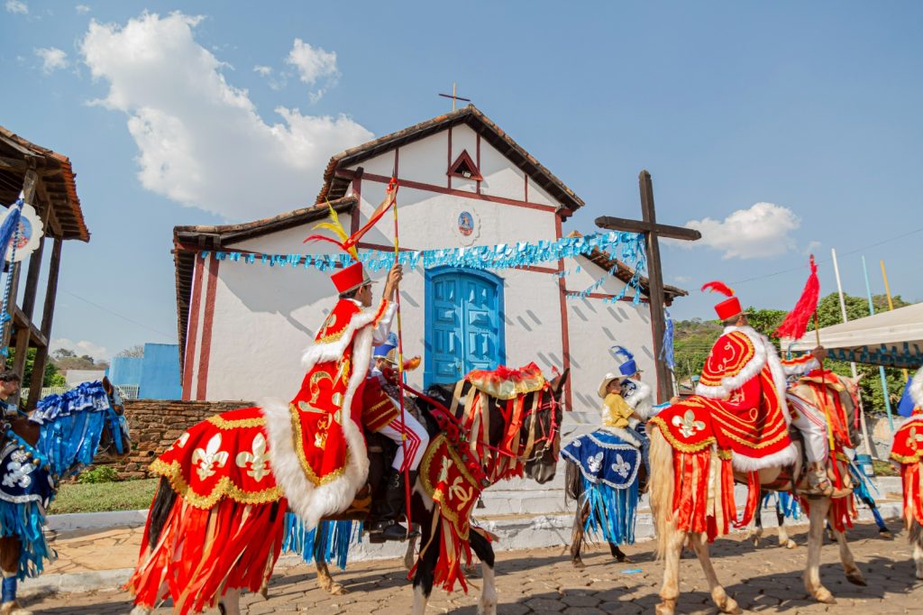 Corumbá e Pilar de Goiás realizam Cavalhadas neste fim de semana