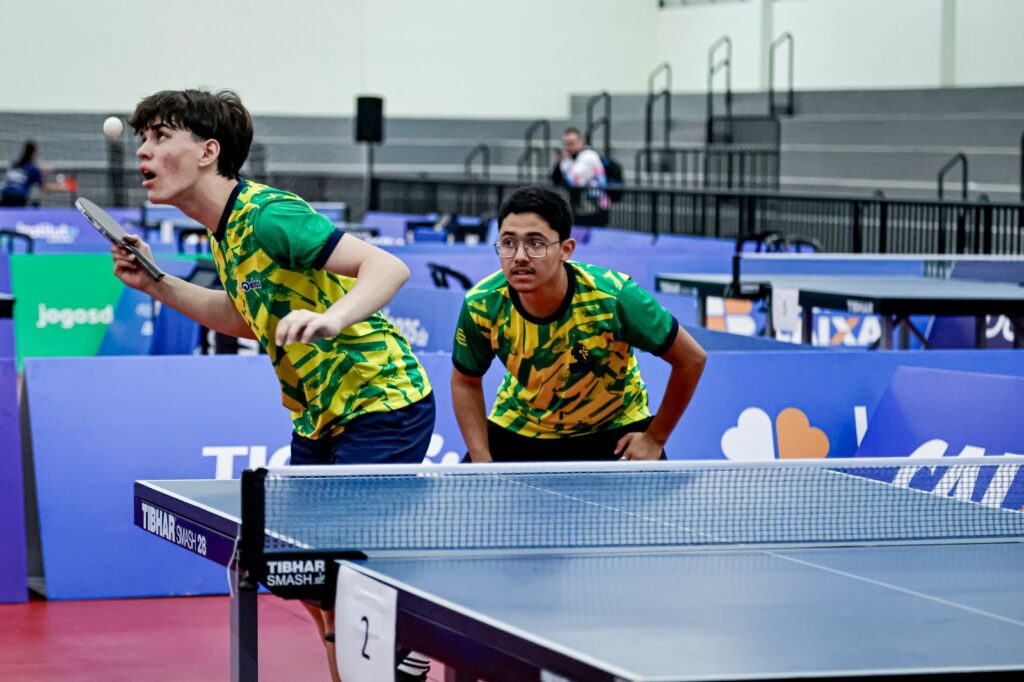 Dupla goiana conquista bronze no tênis de mesa nos Jogos da Juventude 2026 - Adryan Muguel e Matheus durante a disputa