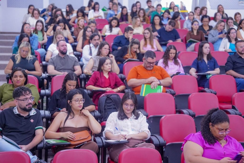 Seminário capacita para diagnóstico, tratamento e prevenção da sífilis